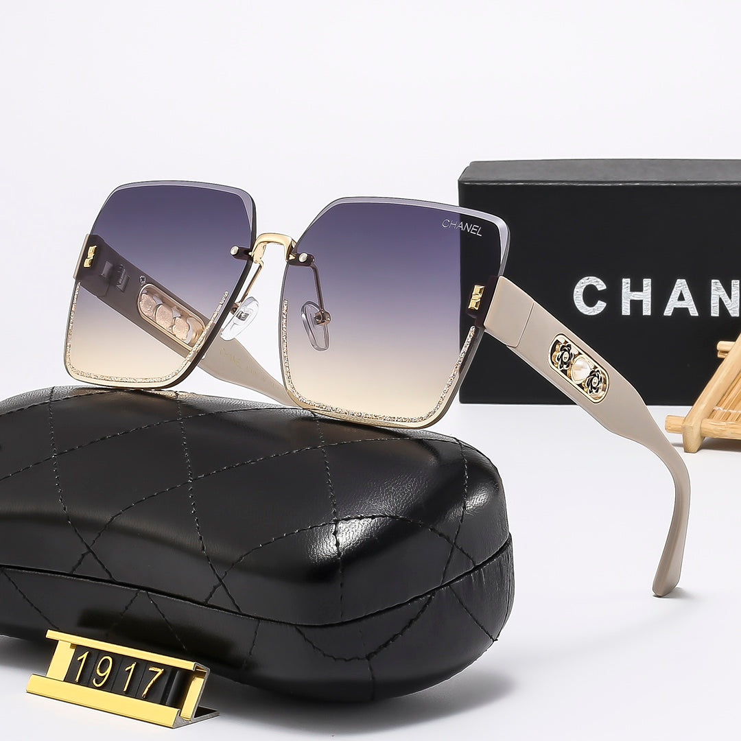 5 Colors Stylish Square Sunglasses with Metal Trim — 1917