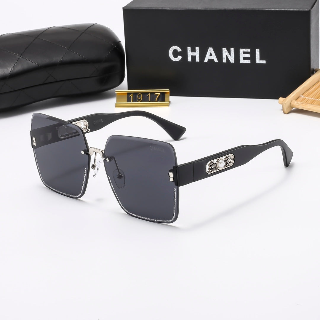 5 Colors Stylish Square Sunglasses with Metal Trim — 1917