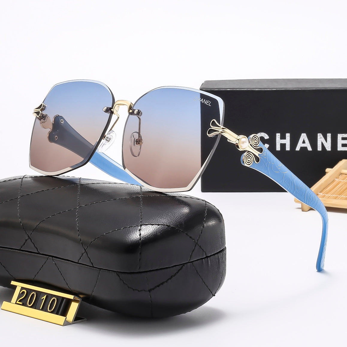 5 Colors Stylish Square Frameless Sunglasses — 2010