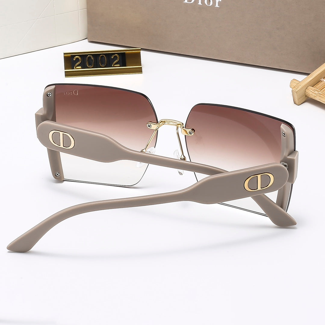4 Colors Stylish Square Frameless Sunglasses  — 2002