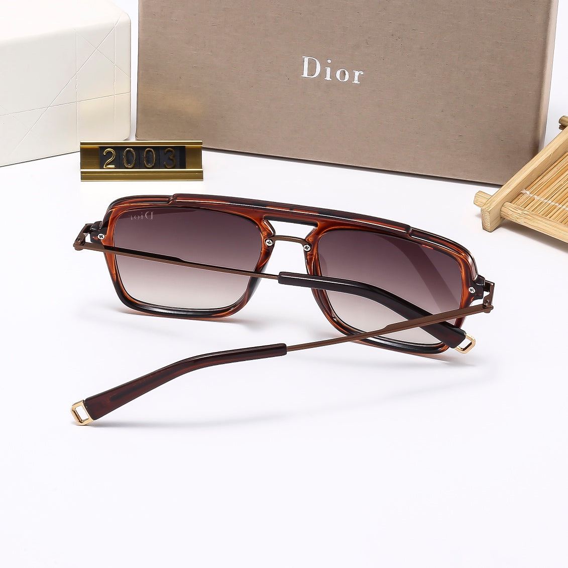 6 Colors Stylish Square Sunglasses  — 2003