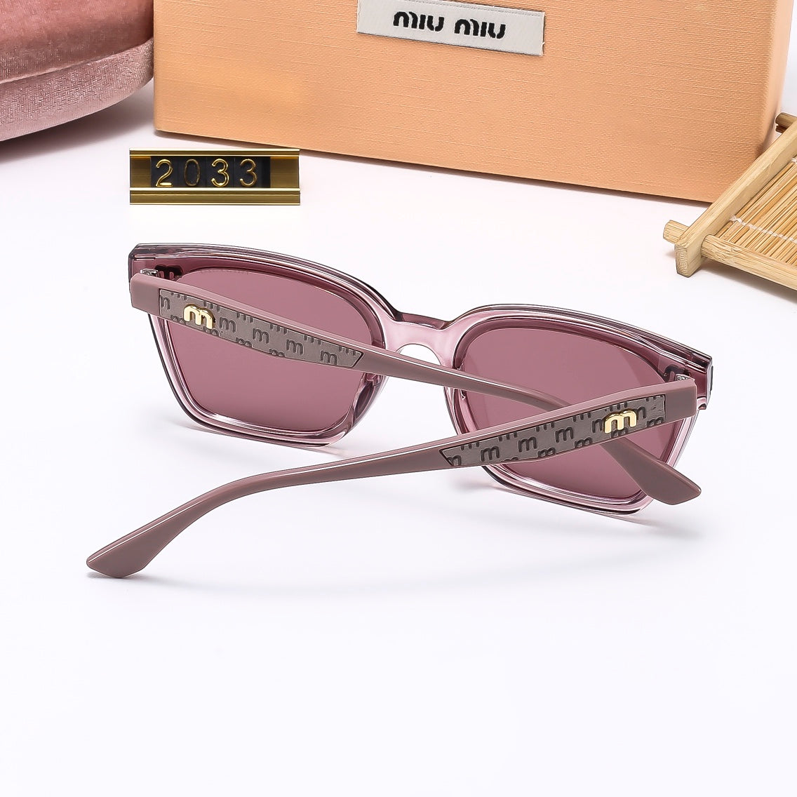 4 Colors Stylish Square Sunglasses  — 2034
