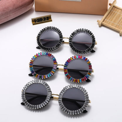 3 Colors Stylish Round Sunglasses with Crystal Decoration  — 2188