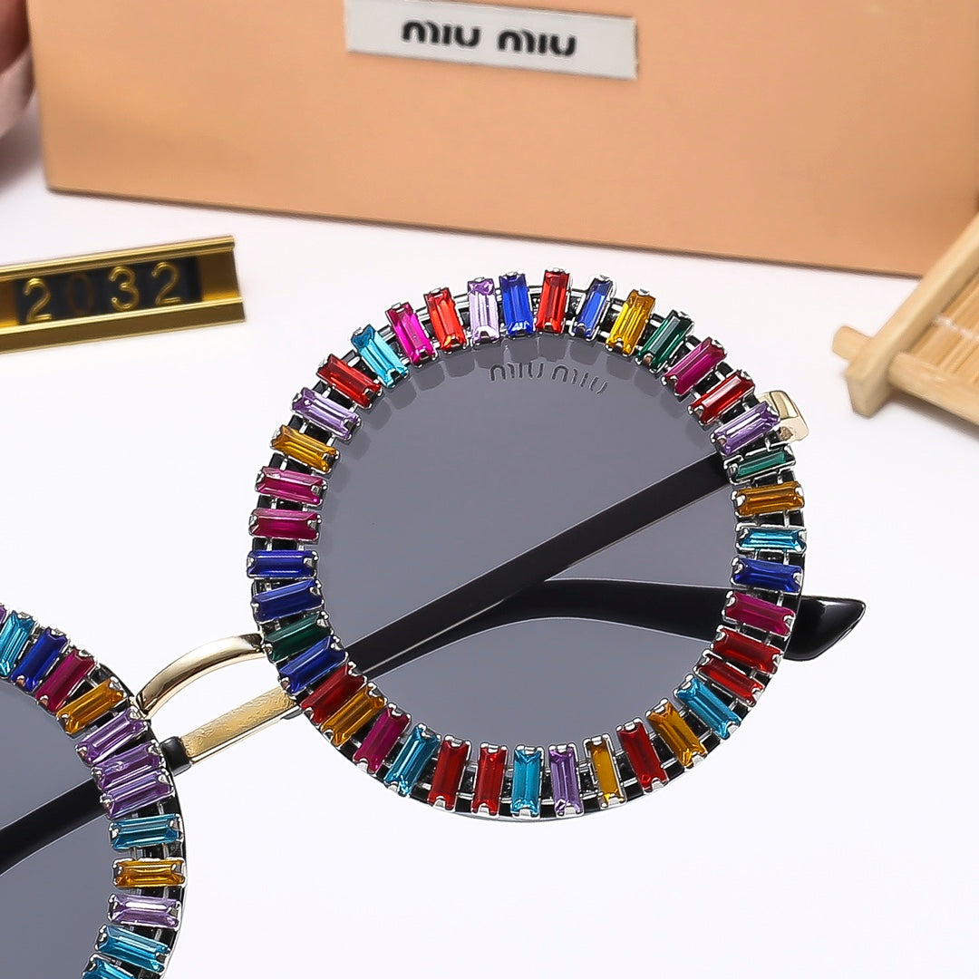 3 Colors Stylish Round Sunglasses with Crystal Decoration  — 2188