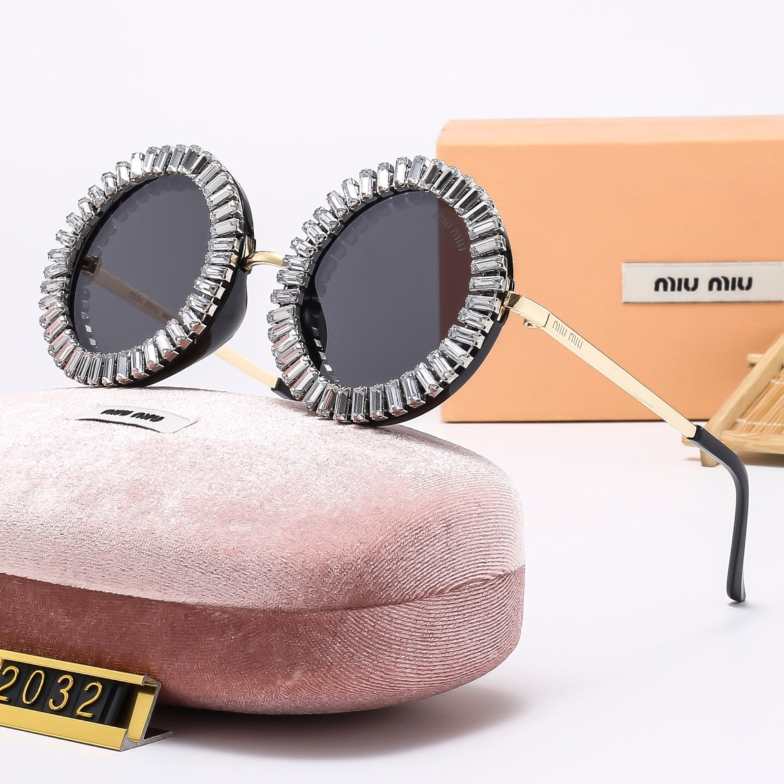 3 Colors Stylish Round Sunglasses with Crystal Decoration  — 2188