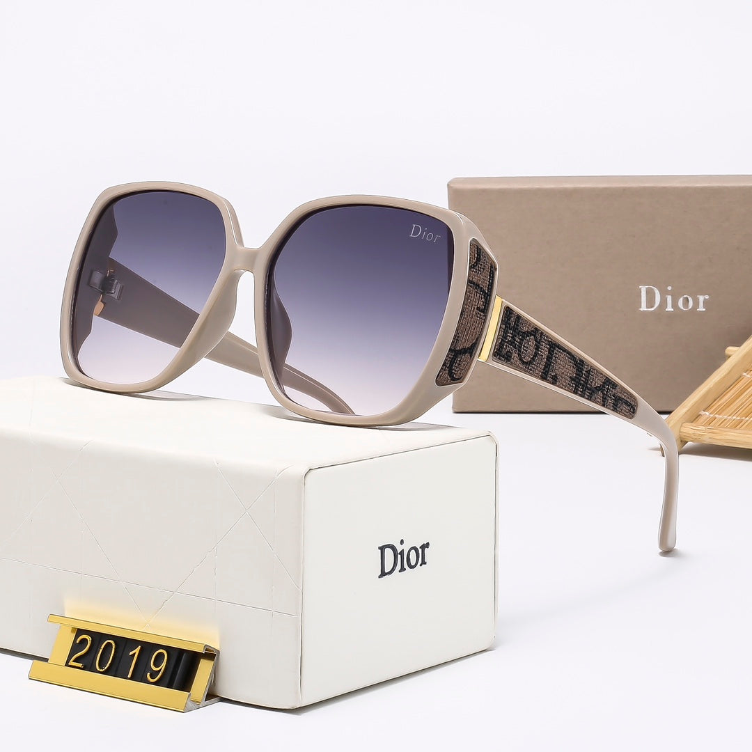 5 Colors Stylish Square Sunglasses — 2019