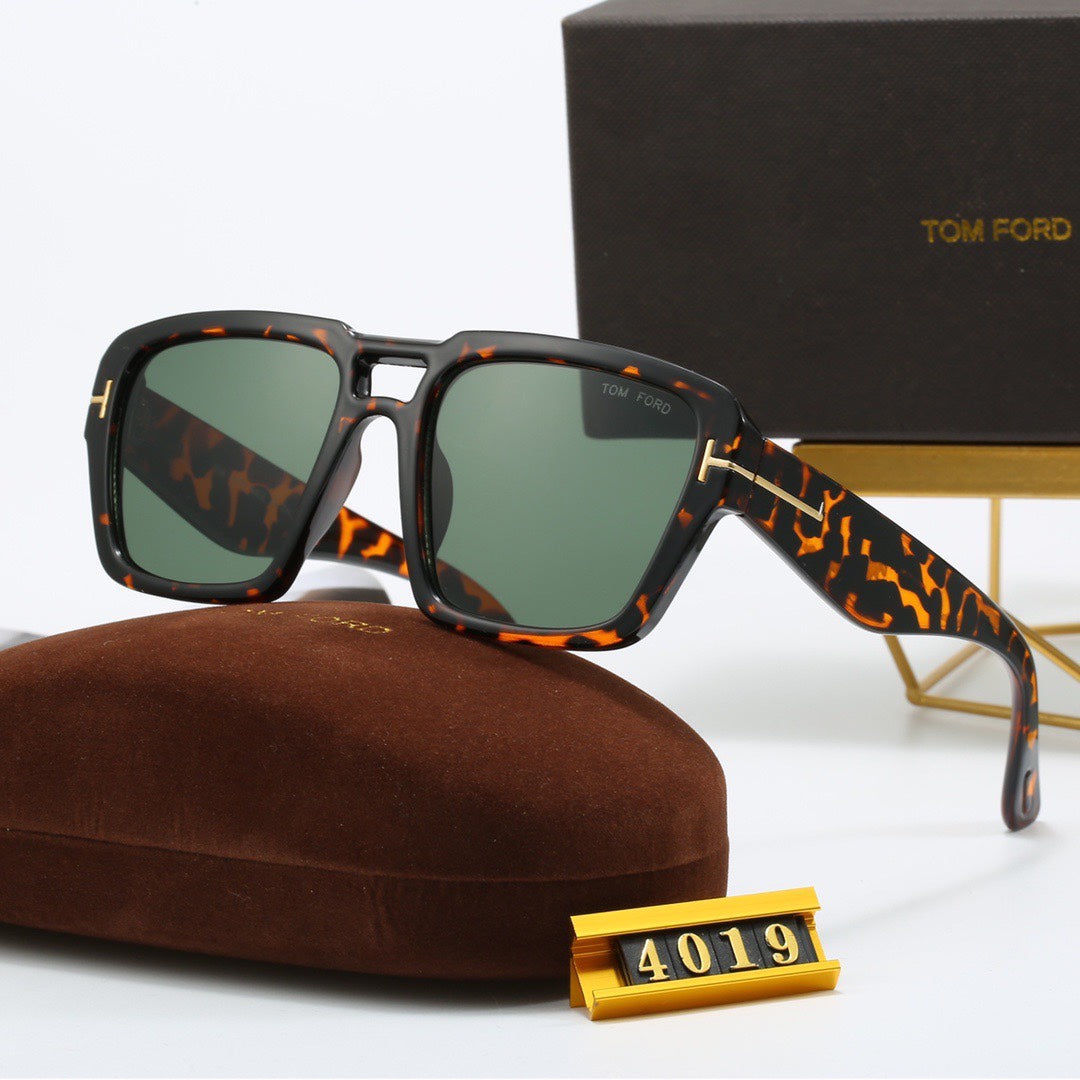 4 Colors Fashion Square-Framed Sunglasses—4019