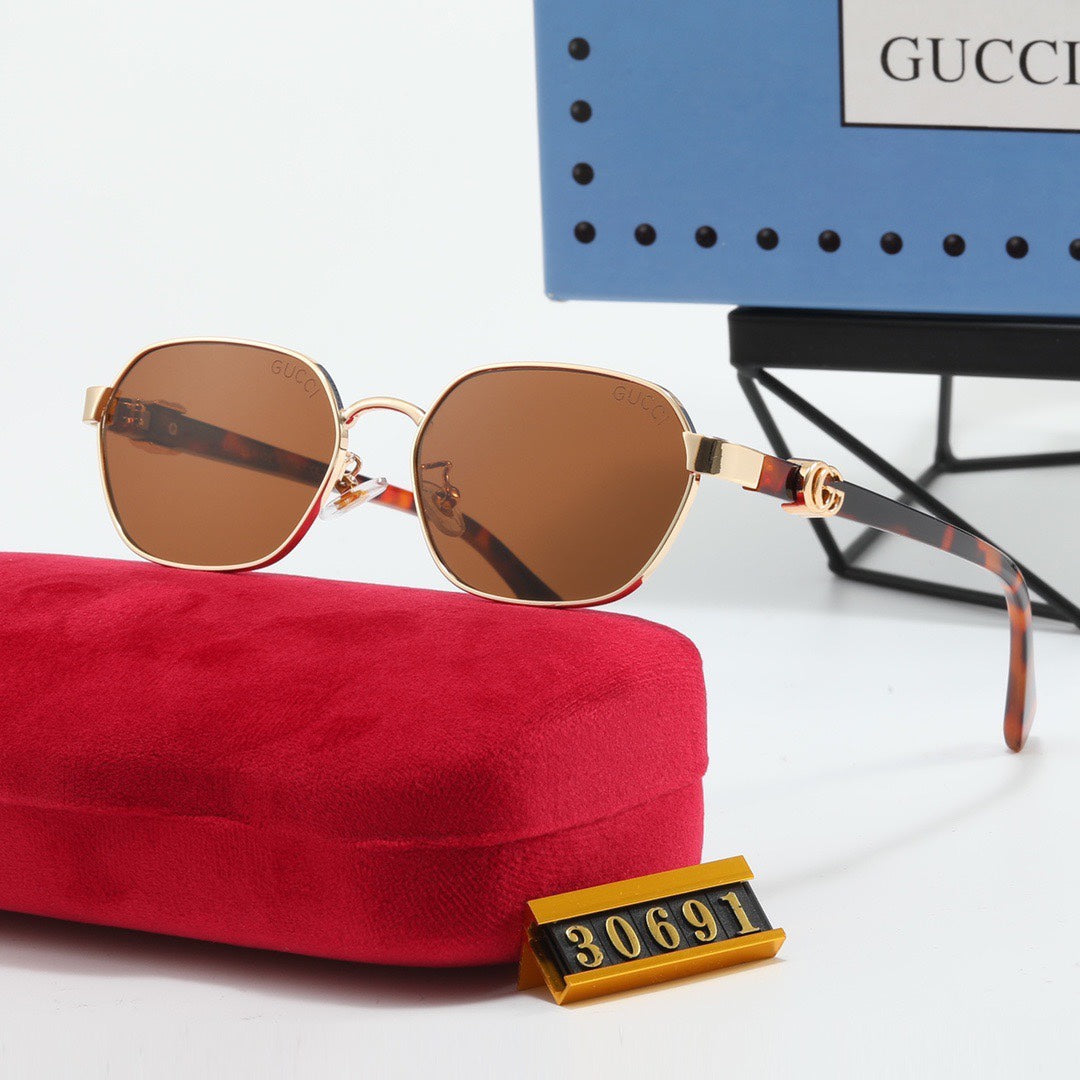 5-Color Stylish Sunglasses with Decorated Temples—30691