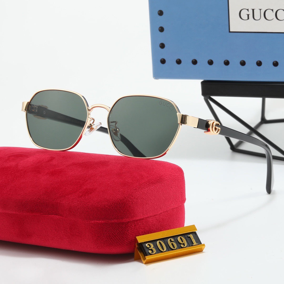 5-Color Stylish Sunglasses with Decorated Temples—30691
