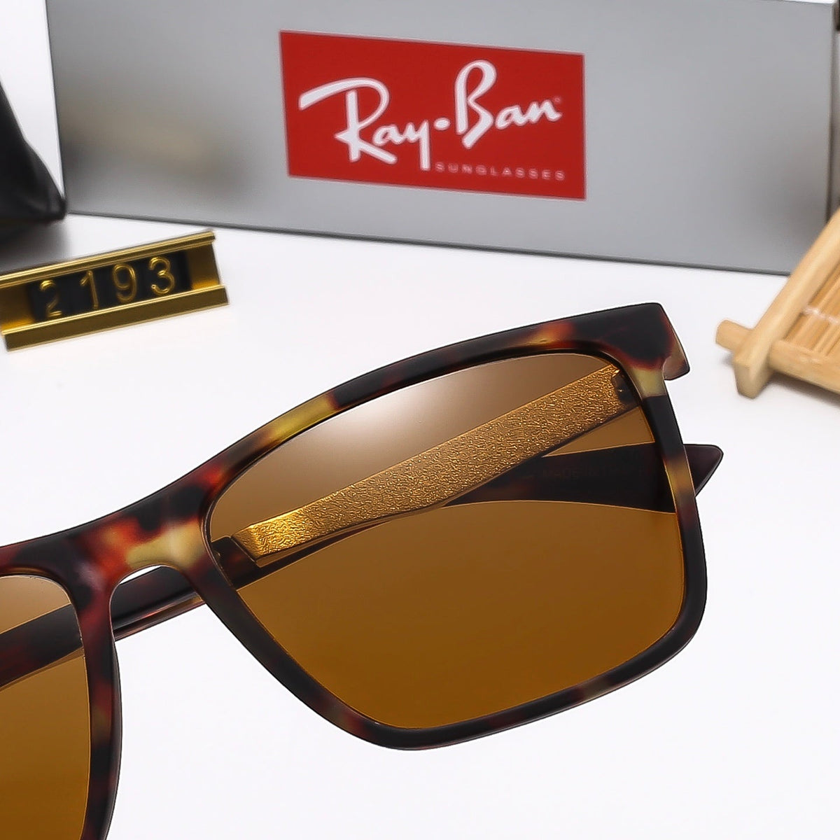 4 Colors Fashion Sunglasses—2193