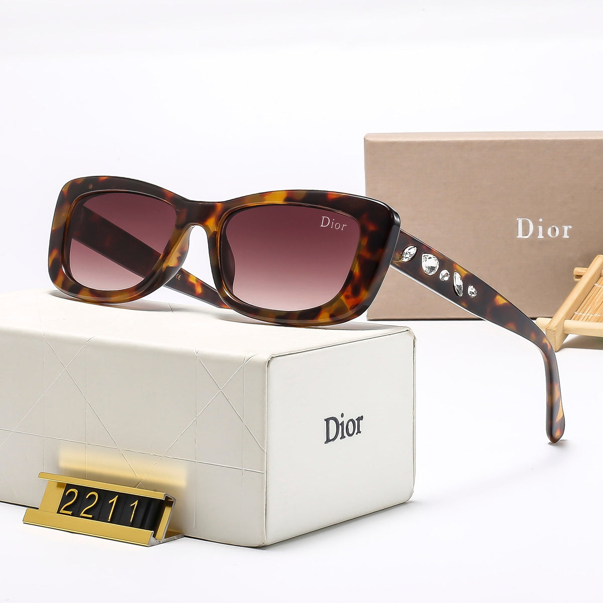 6-Color Stylish Diamond-Embellished Sunglasses—2211