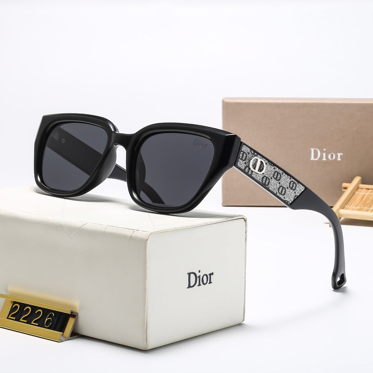4 Colors Stylish Patterned Sunglasses — 2226