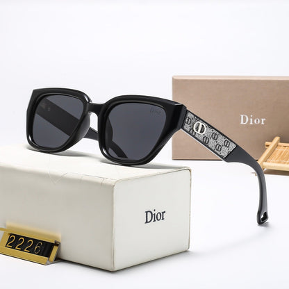 4 Colors Stylish Patterned Sunglasses — 2226