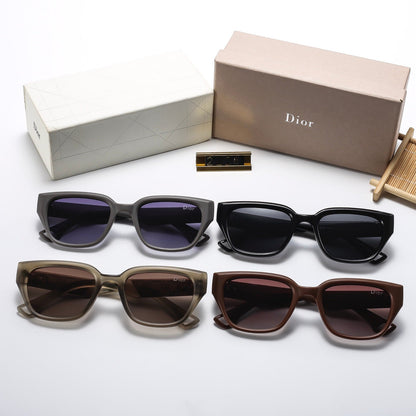 4 Colors Stylish Patterned Sunglasses — 2226