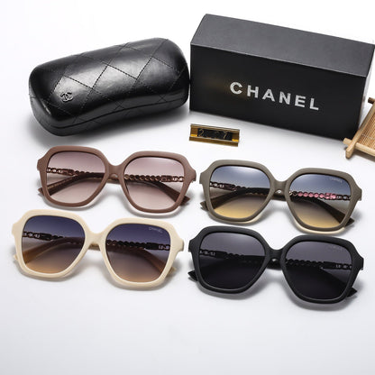 4 Colors Stylish Oversized Chain-Frame Sunglasses  — 2227
