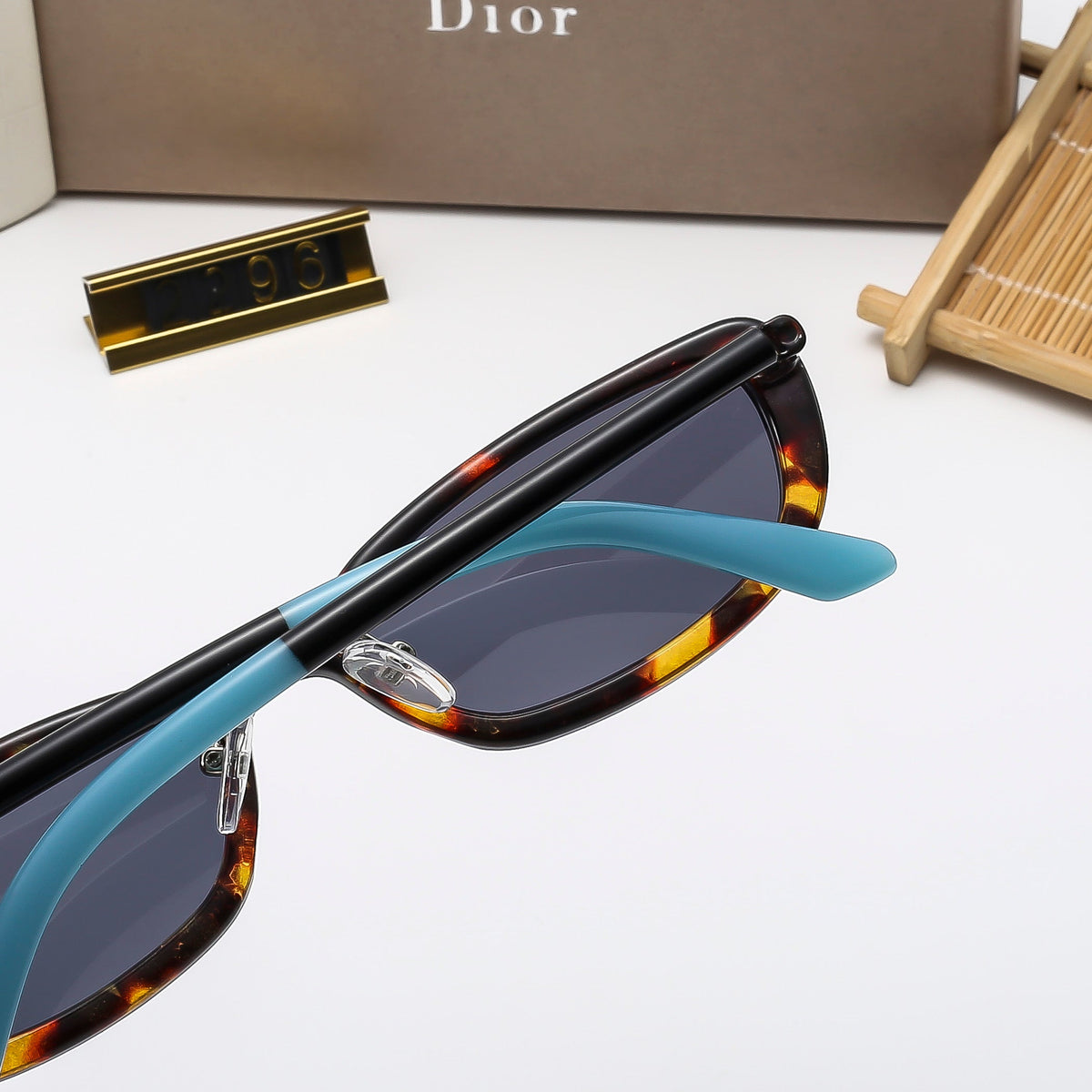 5 Colors Stylish Oval Sunglasses in  — 2296