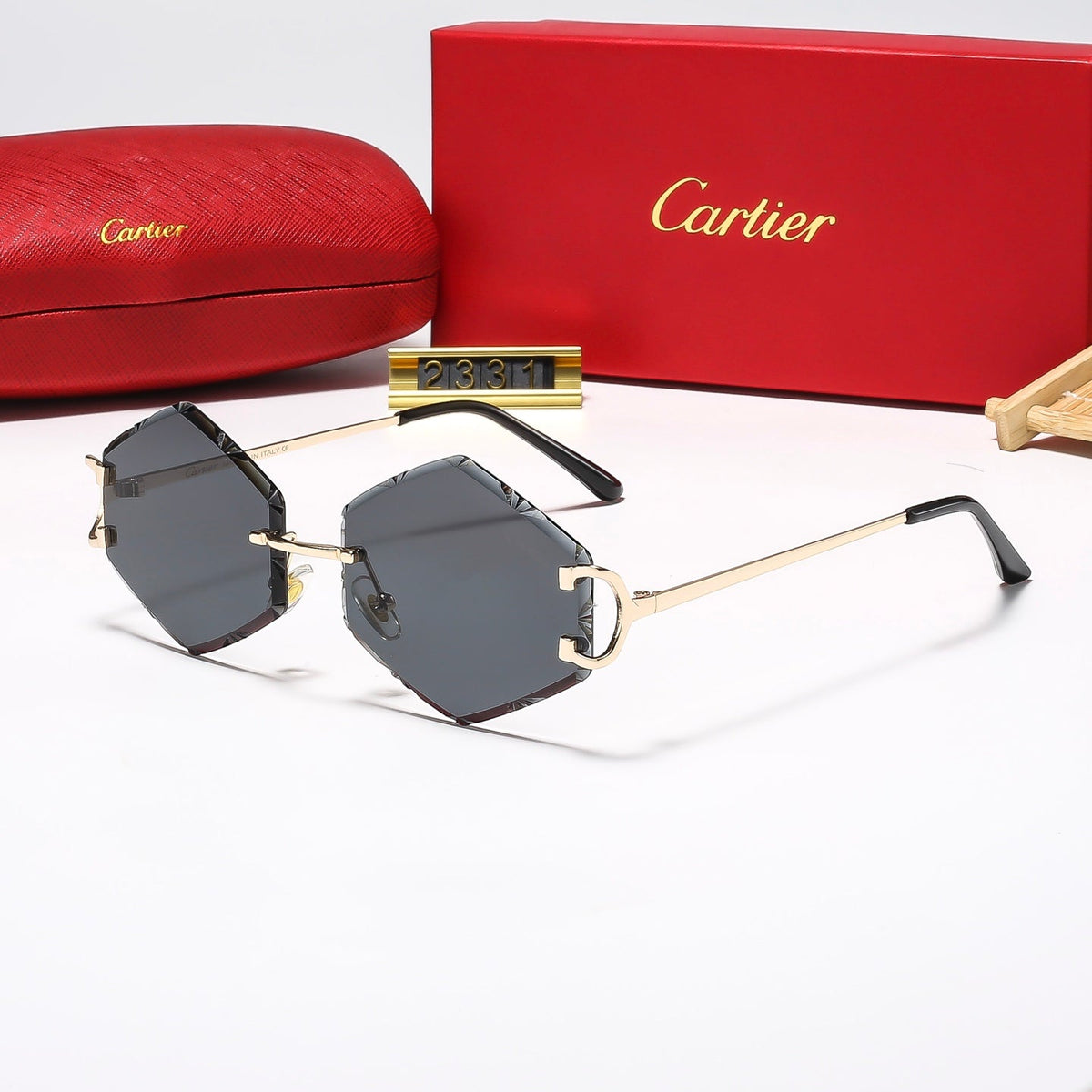 5 Colors Fashion Sunglasses—2324