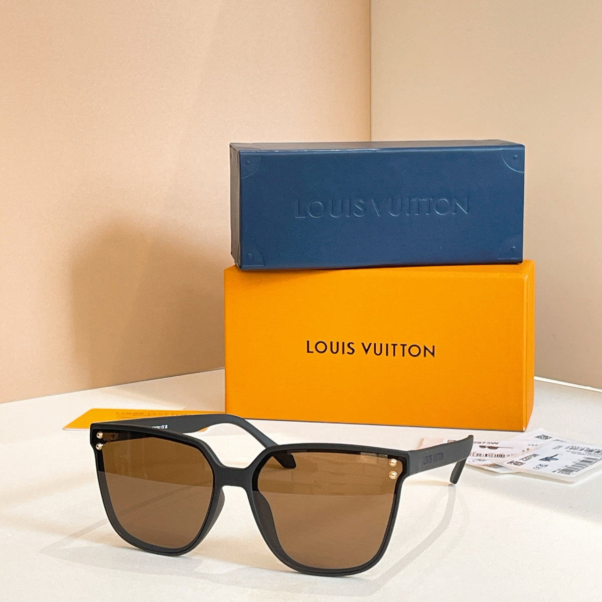 High-quality 8-color stylish square sunglasses