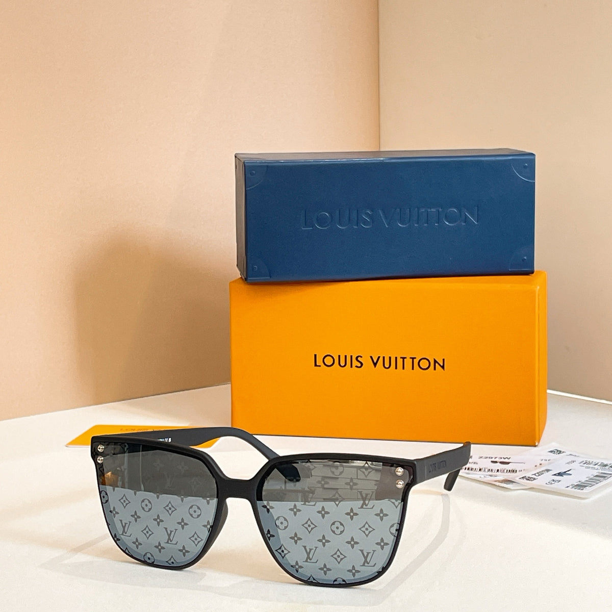 High-quality 8-color stylish square sunglasses