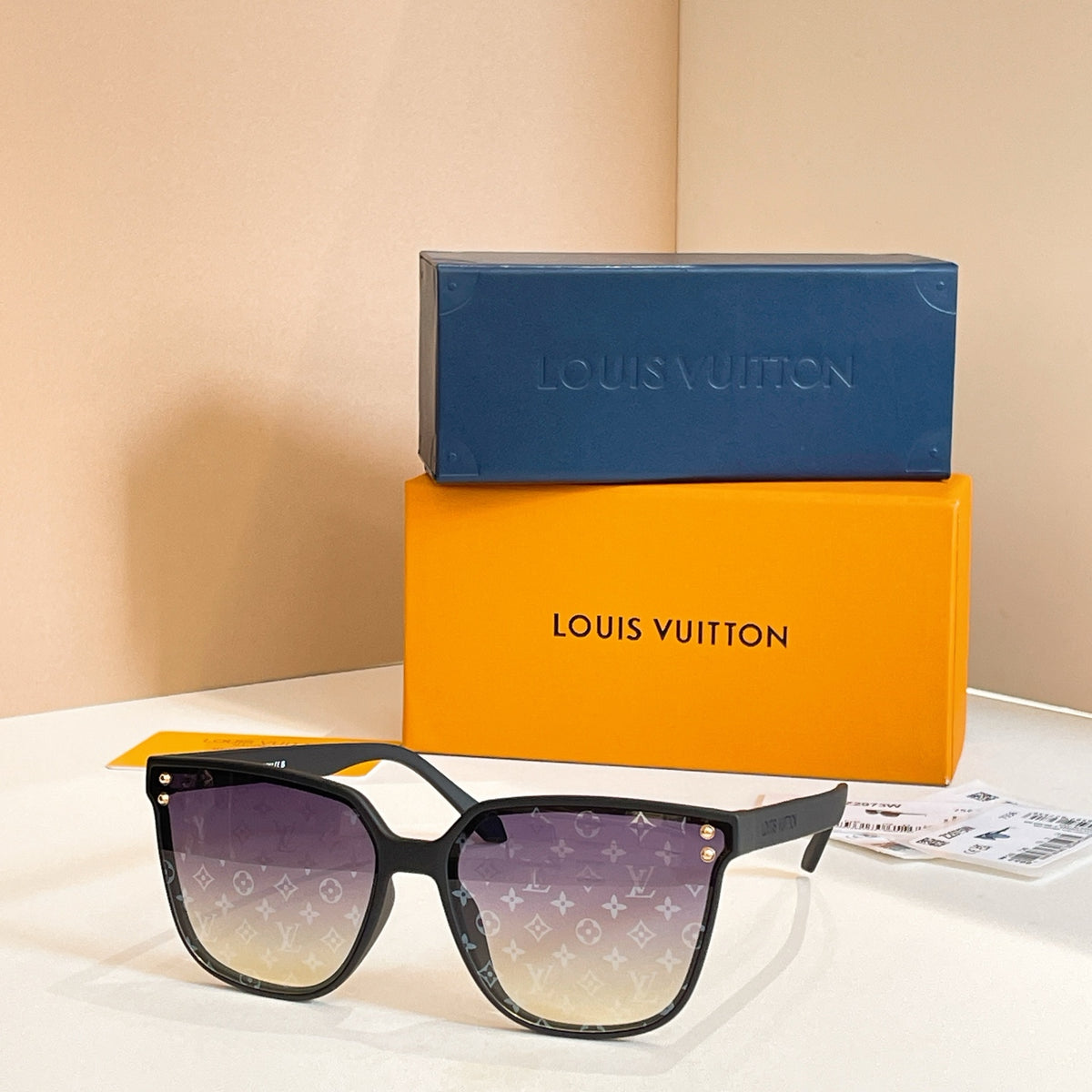 High-quality 8-color stylish square sunglasses