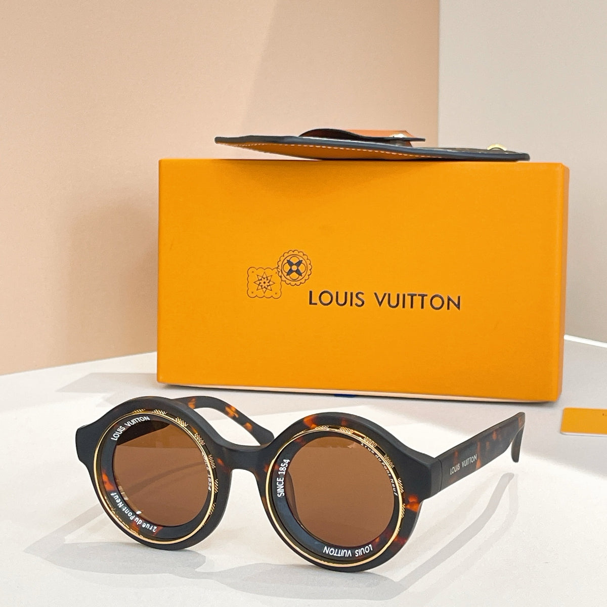 High-quality 8-color stylish round sunglasses
