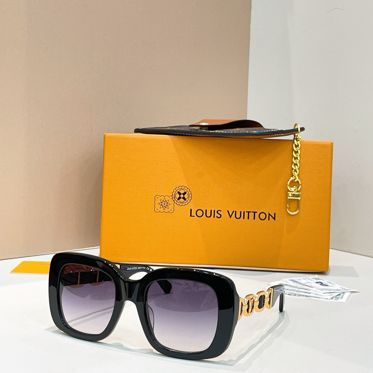 High-quality 7-color stylish square sunglasses