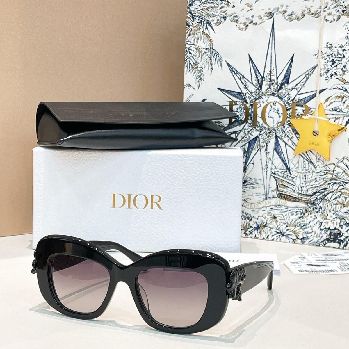 High-quality 6-color stylish square sunglasses