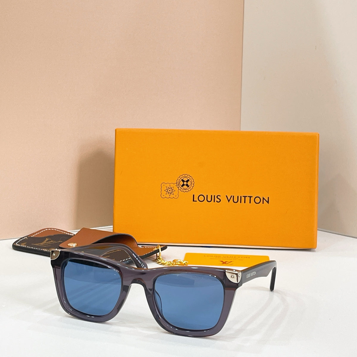 High-quality 6-color stylish square sunglasses