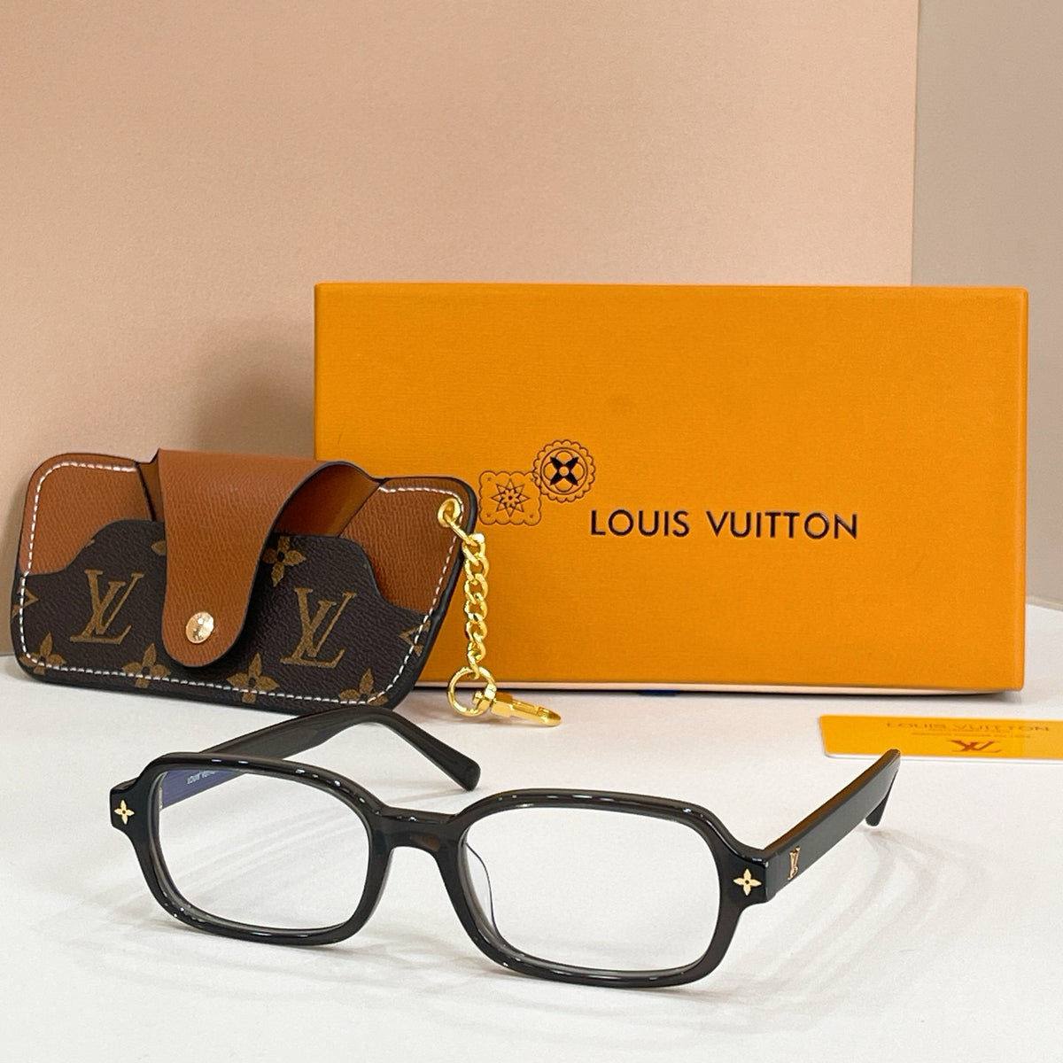 High-quality 8-color stylish square sunglasses