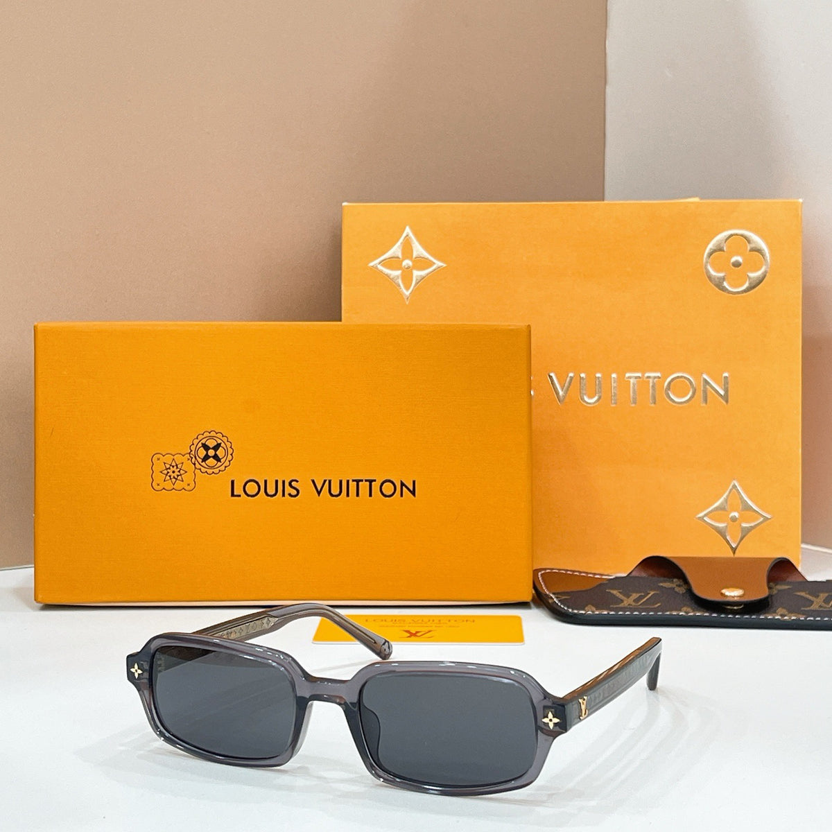 High-quality 7-color stylish square sunglasses