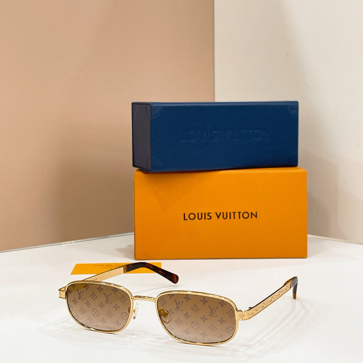 High-quality 6-color stylish square sunglasses