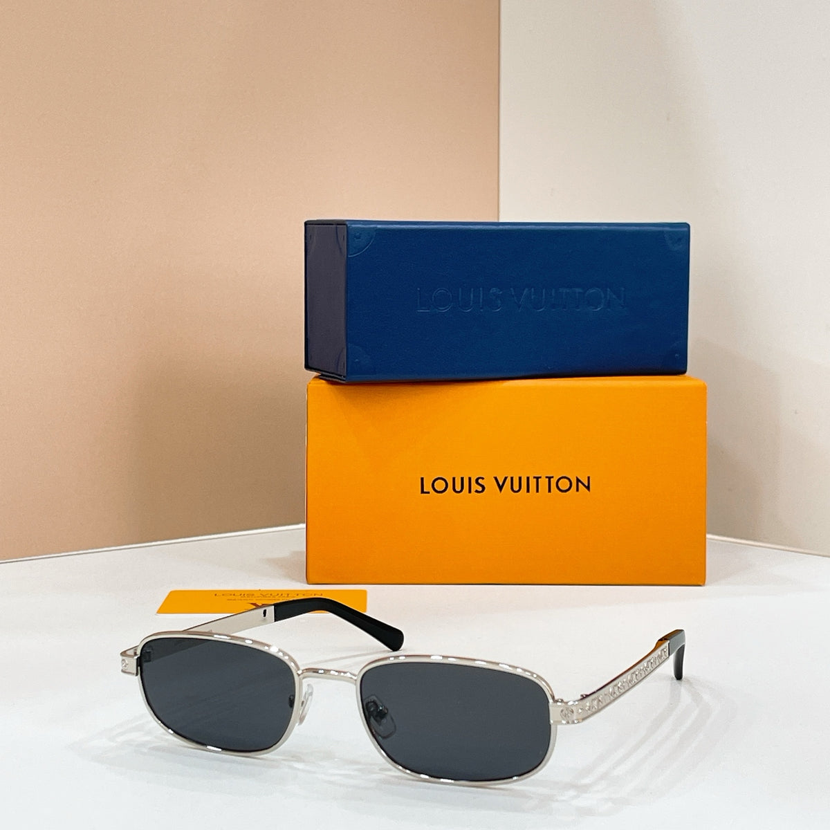 High-quality 6-color stylish square sunglasses