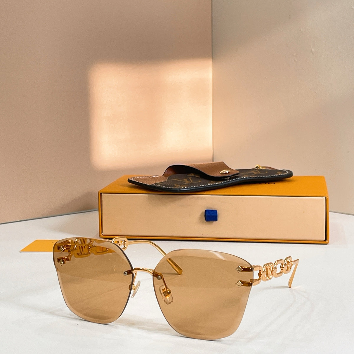 High-quality 9-color stylish square sunglasses