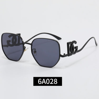 7-Color Stylish Metallic Letter Sunglasses—6A028