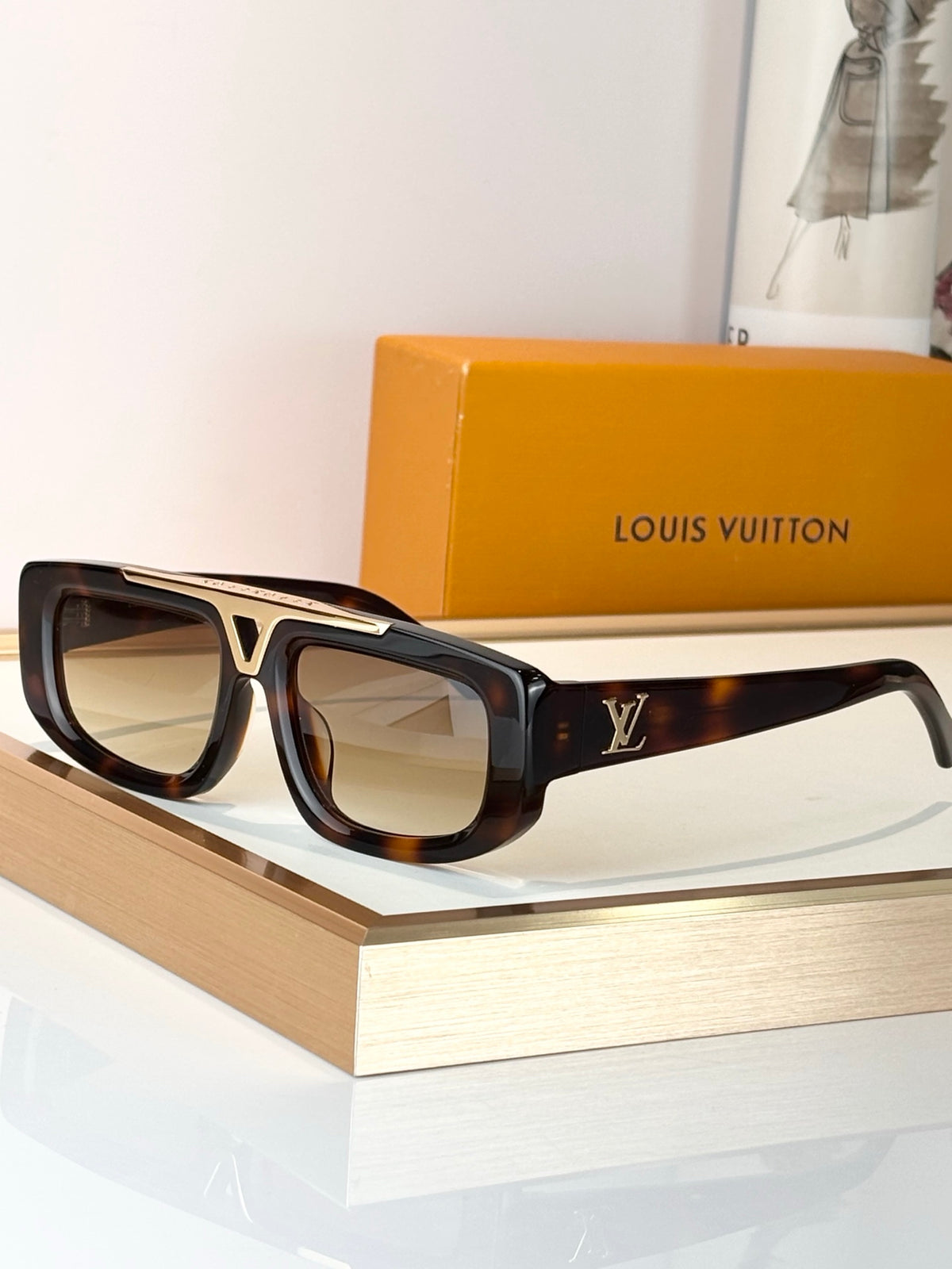 High-quality 7-color stylish square sunglasses
