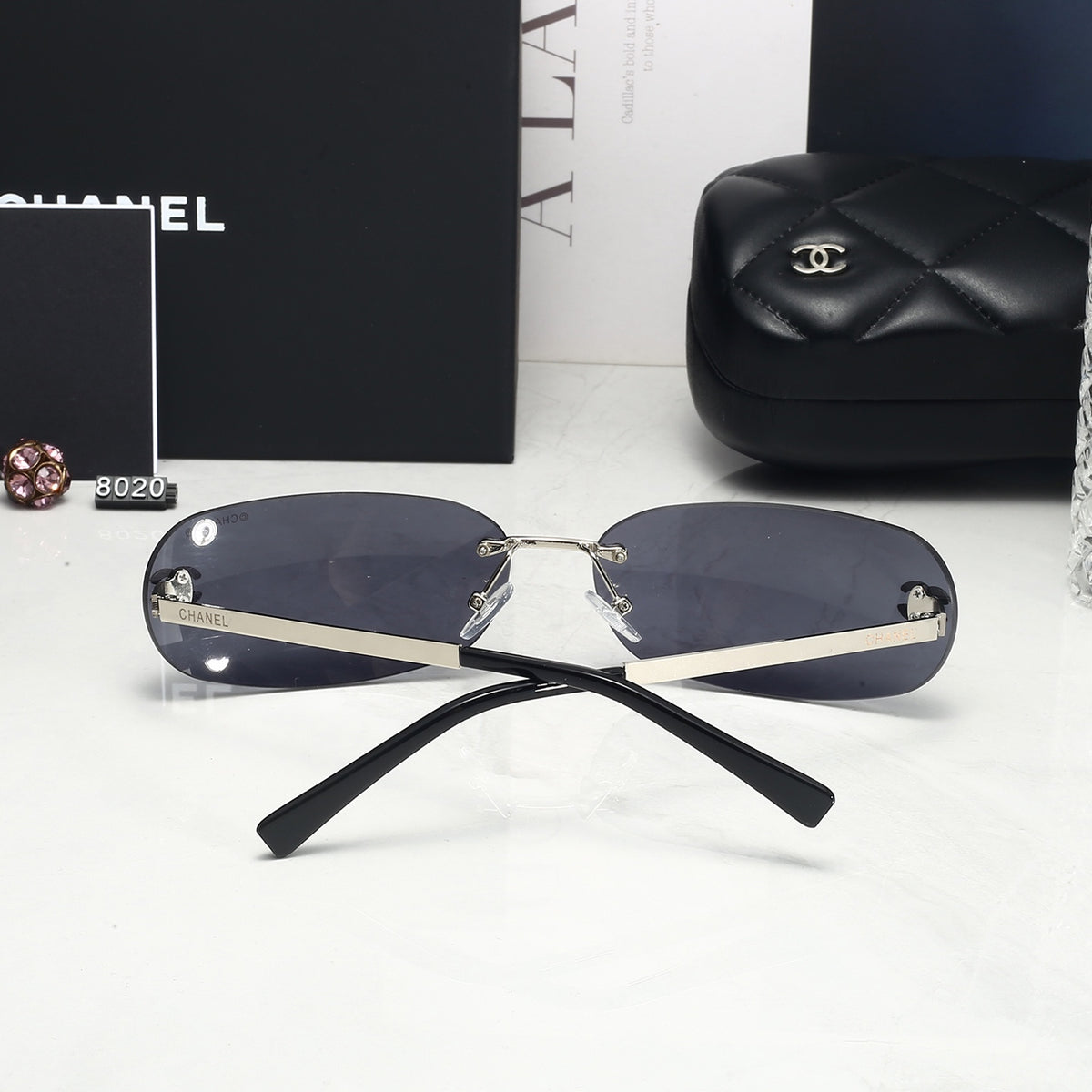 4 Colors Fashion Sunglasses 8020