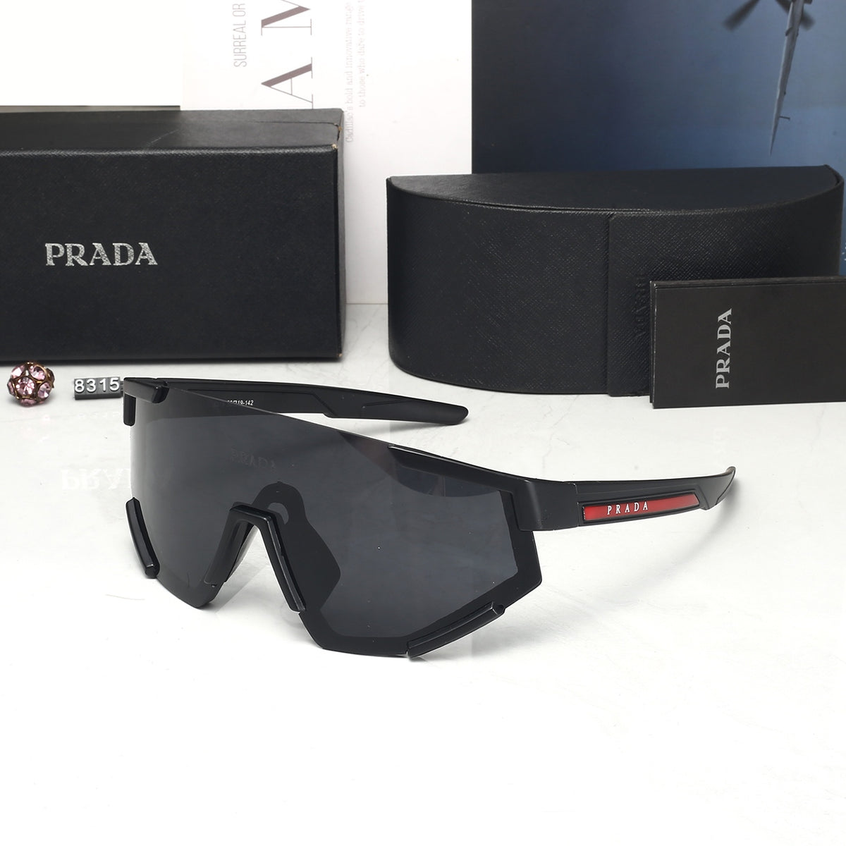 4 Colors Fashion Sunglasses 8315