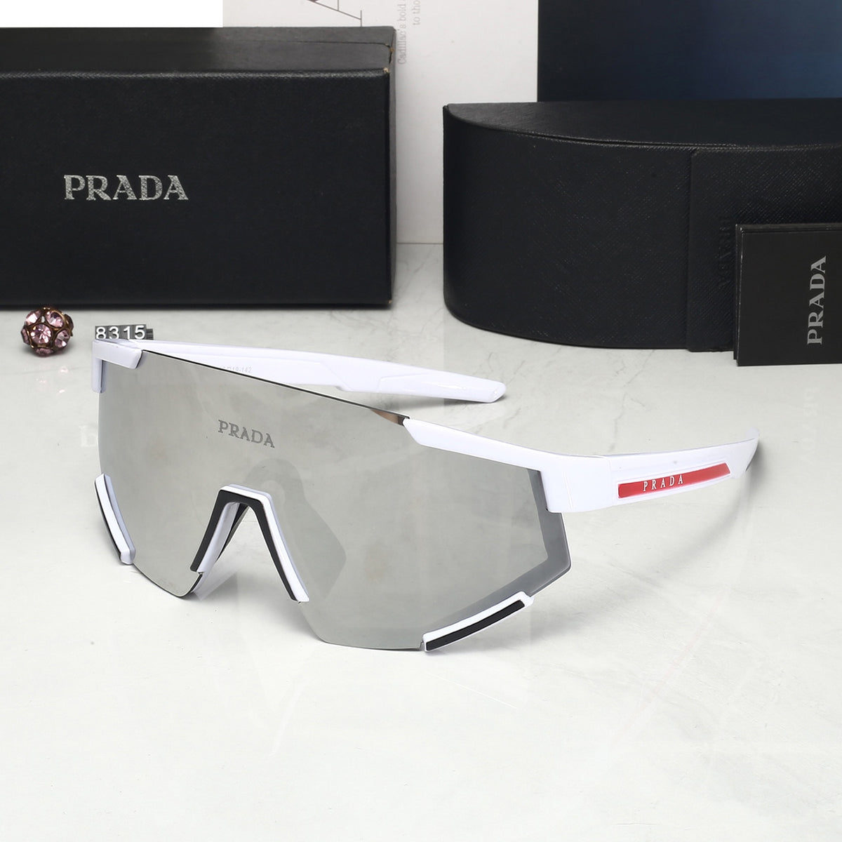 4 Colors Fashion Sunglasses 8315