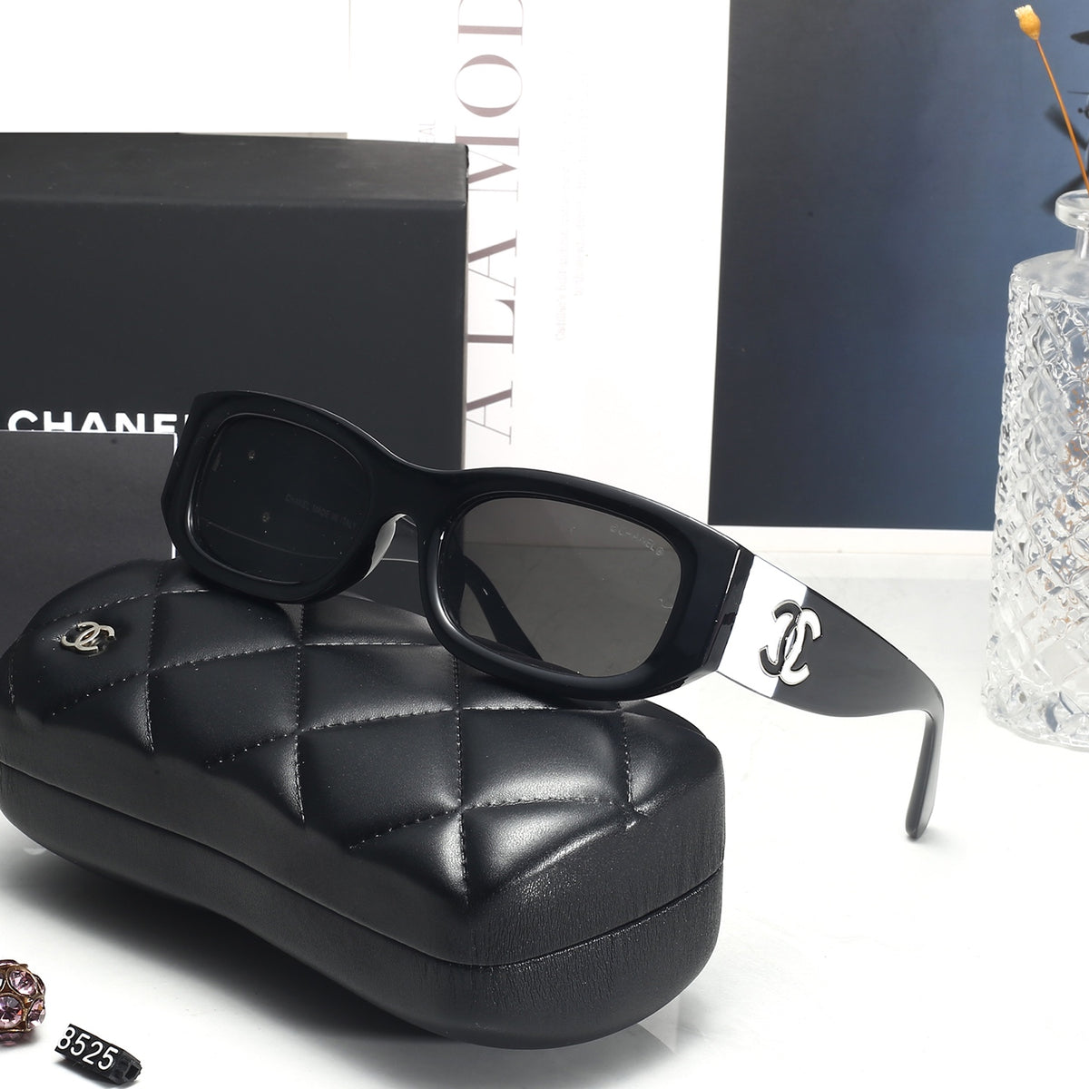 5 Colors Fashion Sunglasses 8525