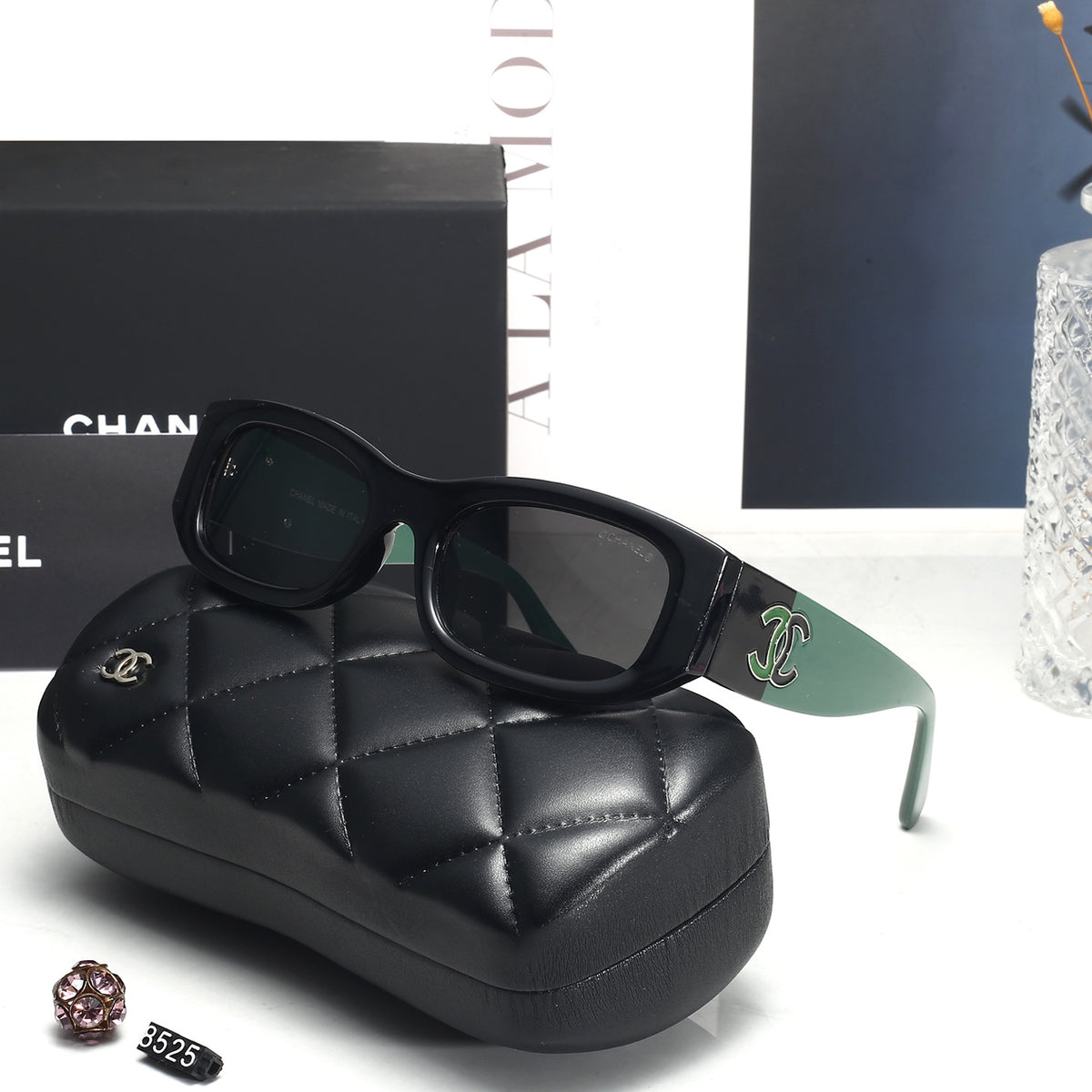 5 Colors Fashion Sunglasses 8525