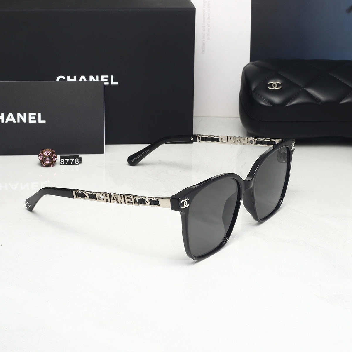 4 Colors Fashion Sunglasses 8778