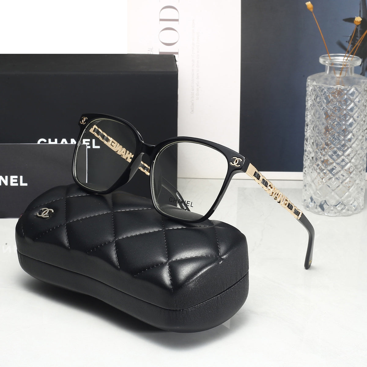 4 Colors Fashion Sunglasses 8778