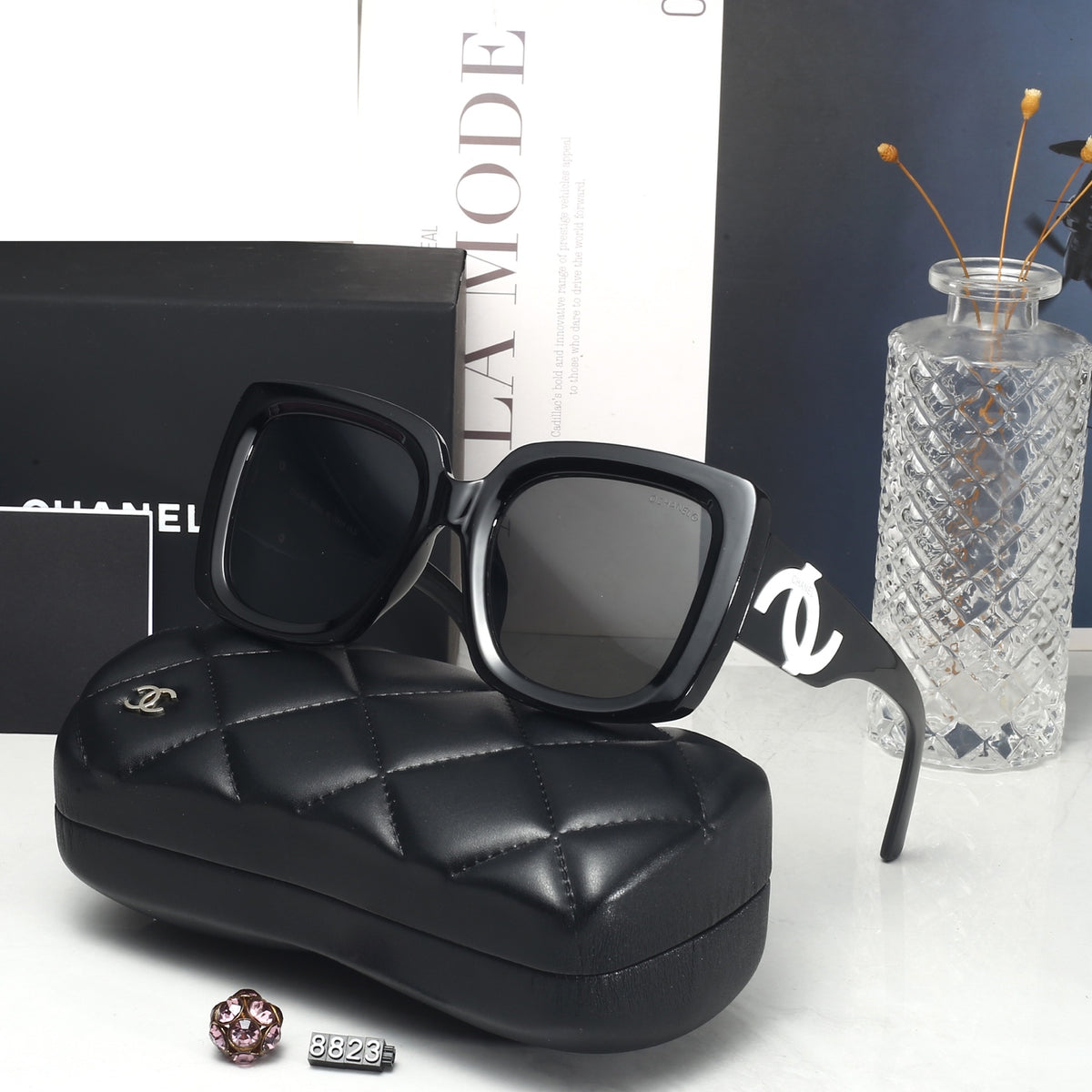 5 Colors Fashion Sunglasses 8823