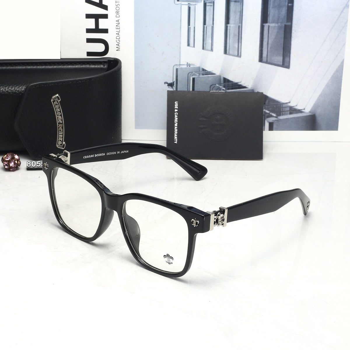 4 Colors Fashion Sunglasses 8055