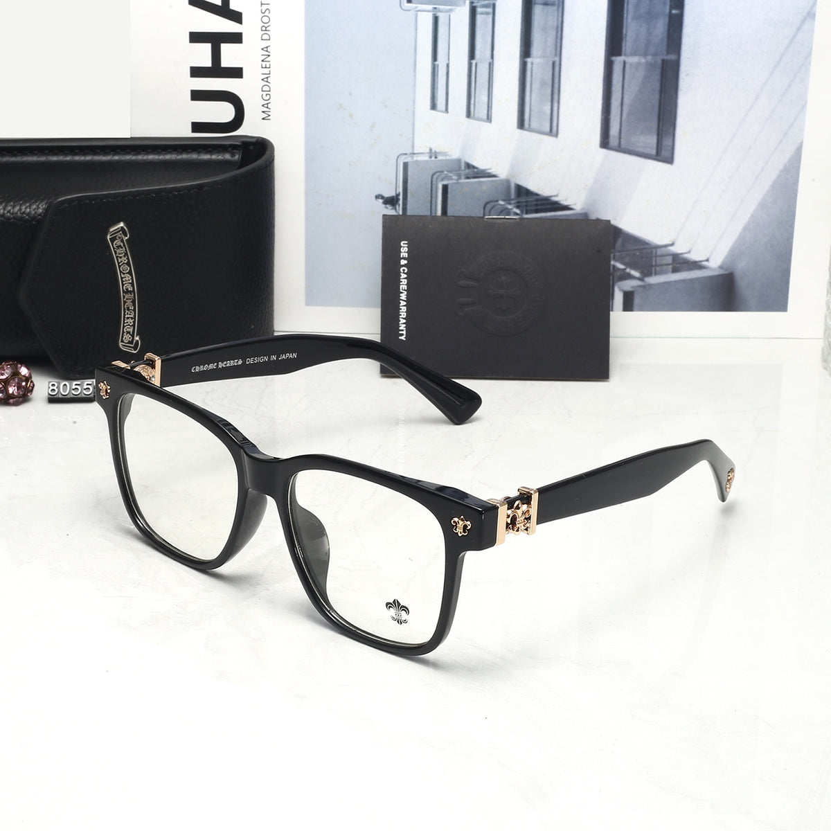 4 Colors Fashion Sunglasses 8055