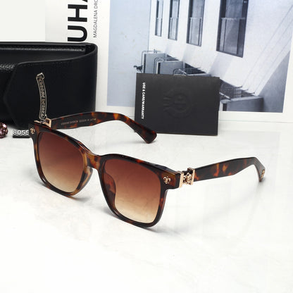 4 Colors Fashion Sunglasses 8055