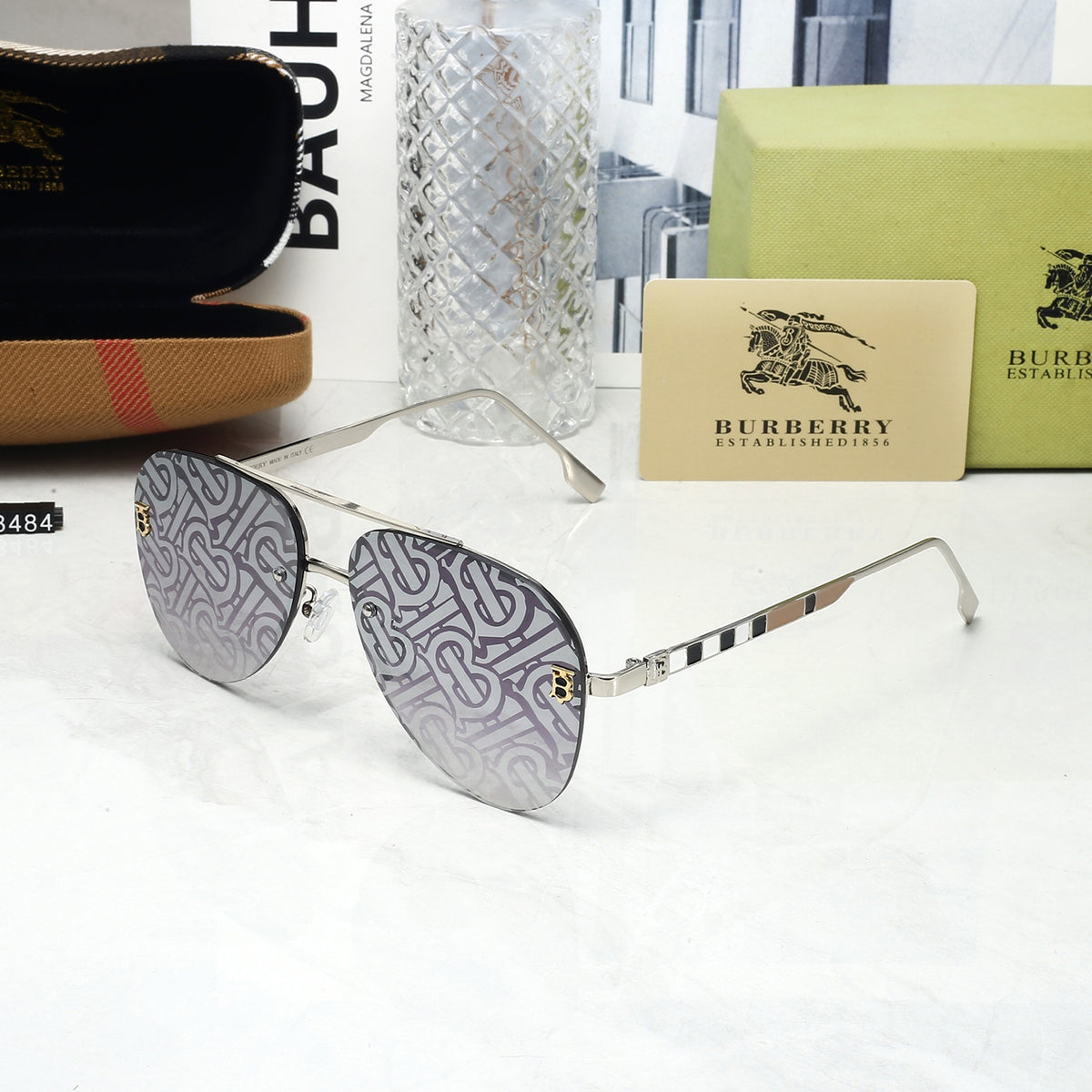 4 Colors Fashion Sunglasses 8484