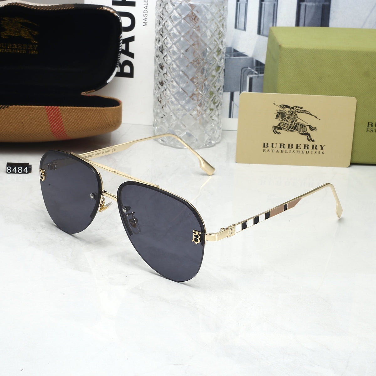 4 Colors Fashion Sunglasses 8484