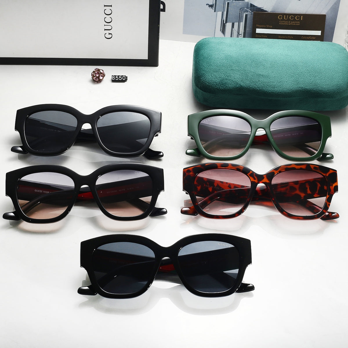 4 Colors Fashion Sunglasses 8550