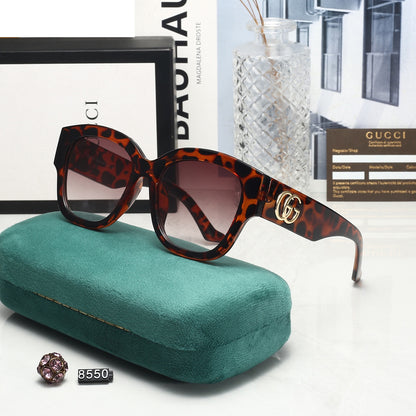 4 Colors Fashion Sunglasses 8550